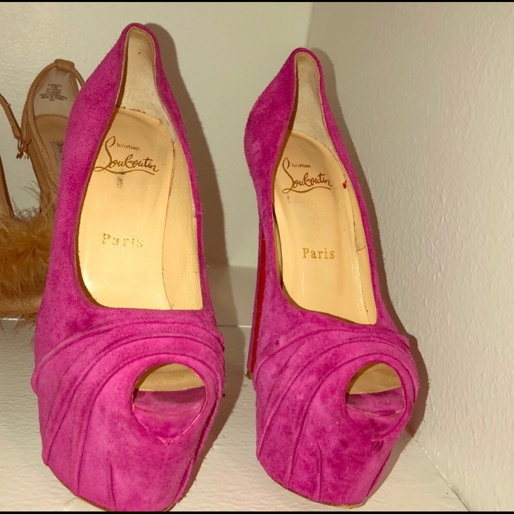 Pink Daffidil Christian Louboutin size 36